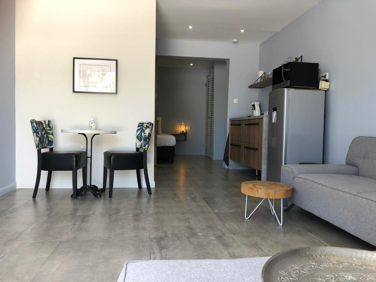 Indigo Apartments & Suites - 'Adults Only' Jan Thiel Εξωτερικό φωτογραφία