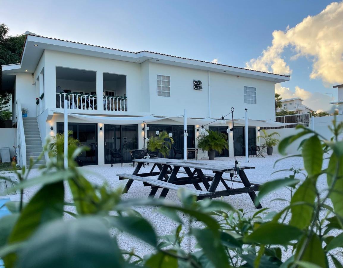 Indigo Apartments & Suites - 'Adults Only' Jan Thiel Εξωτερικό φωτογραφία