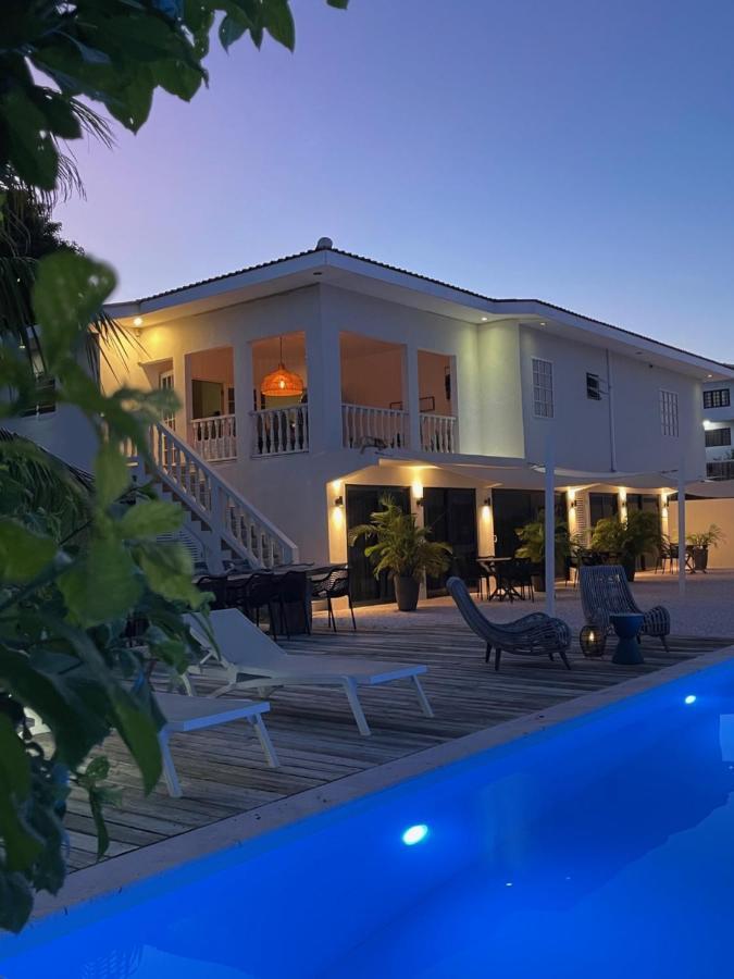 Indigo Apartments & Suites - 'Adults Only' Jan Thiel Εξωτερικό φωτογραφία