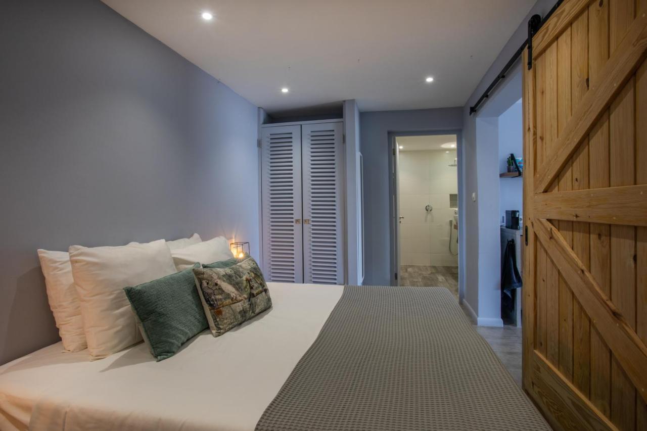Indigo Apartments & Suites - 'Adults Only' Jan Thiel Εξωτερικό φωτογραφία